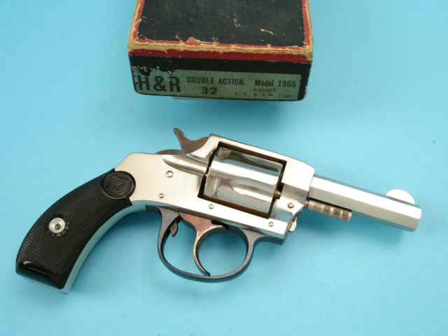 *Scarce and Excellent Boxed Harrington & Richardson  Model 1905 Double Action Revolver